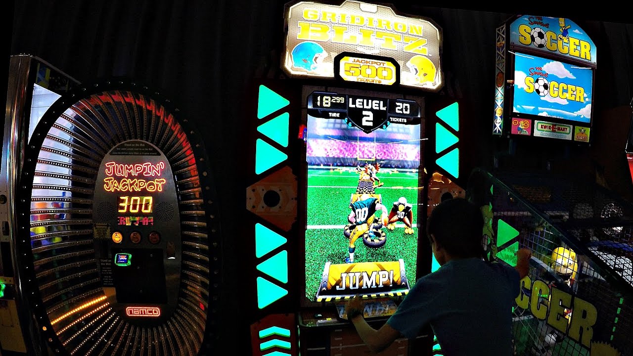 Gridiron Blitz Arcade Game Ticket Redemption Team Player Challenge