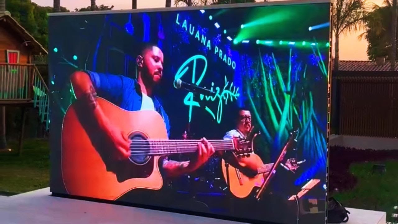 Painel de LED Retrátil de 200