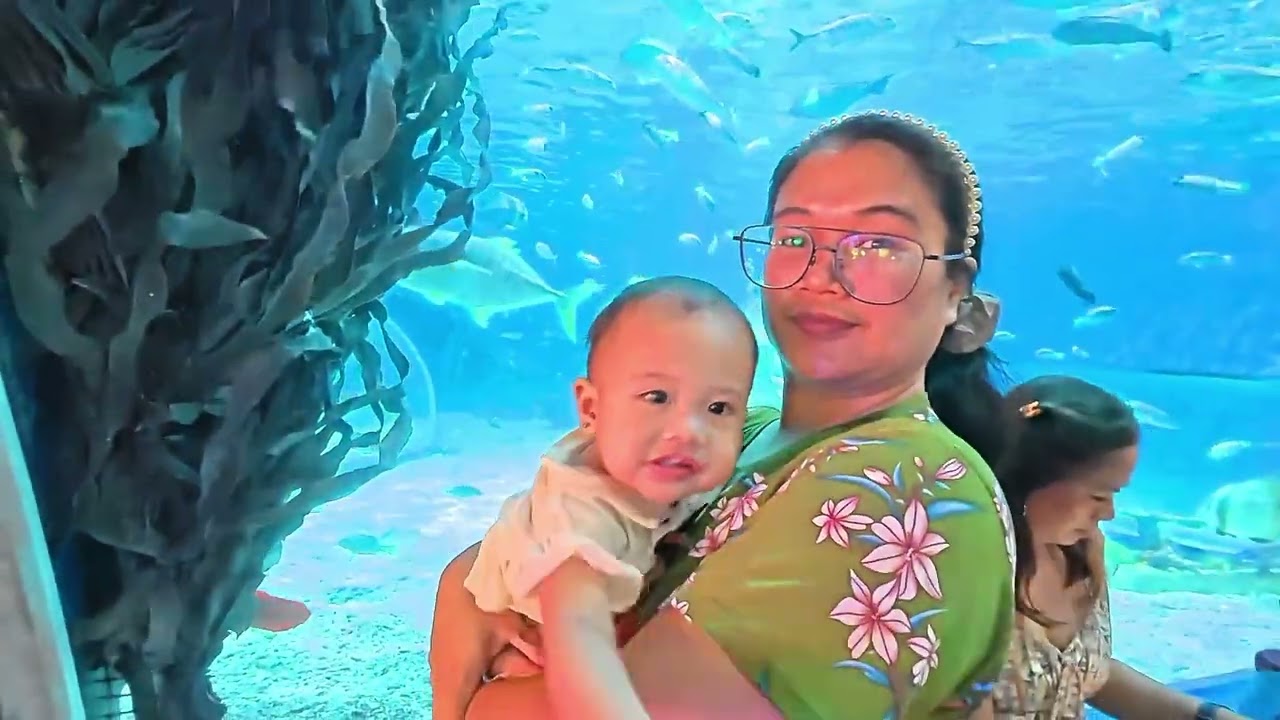 Tissia goes to Ocean Park