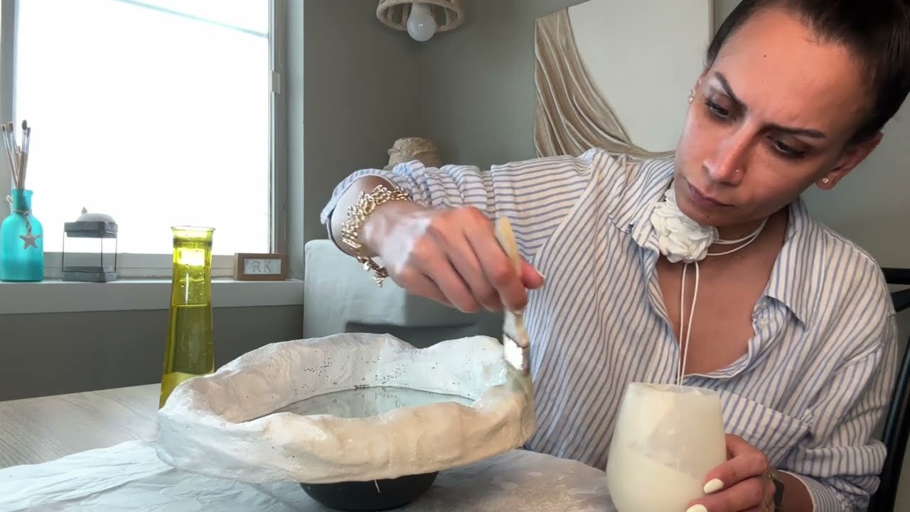 How To Make Mirror Frame With Plaster | DIY #diy #homedecor #artist #mirrorframe #art #minimalart