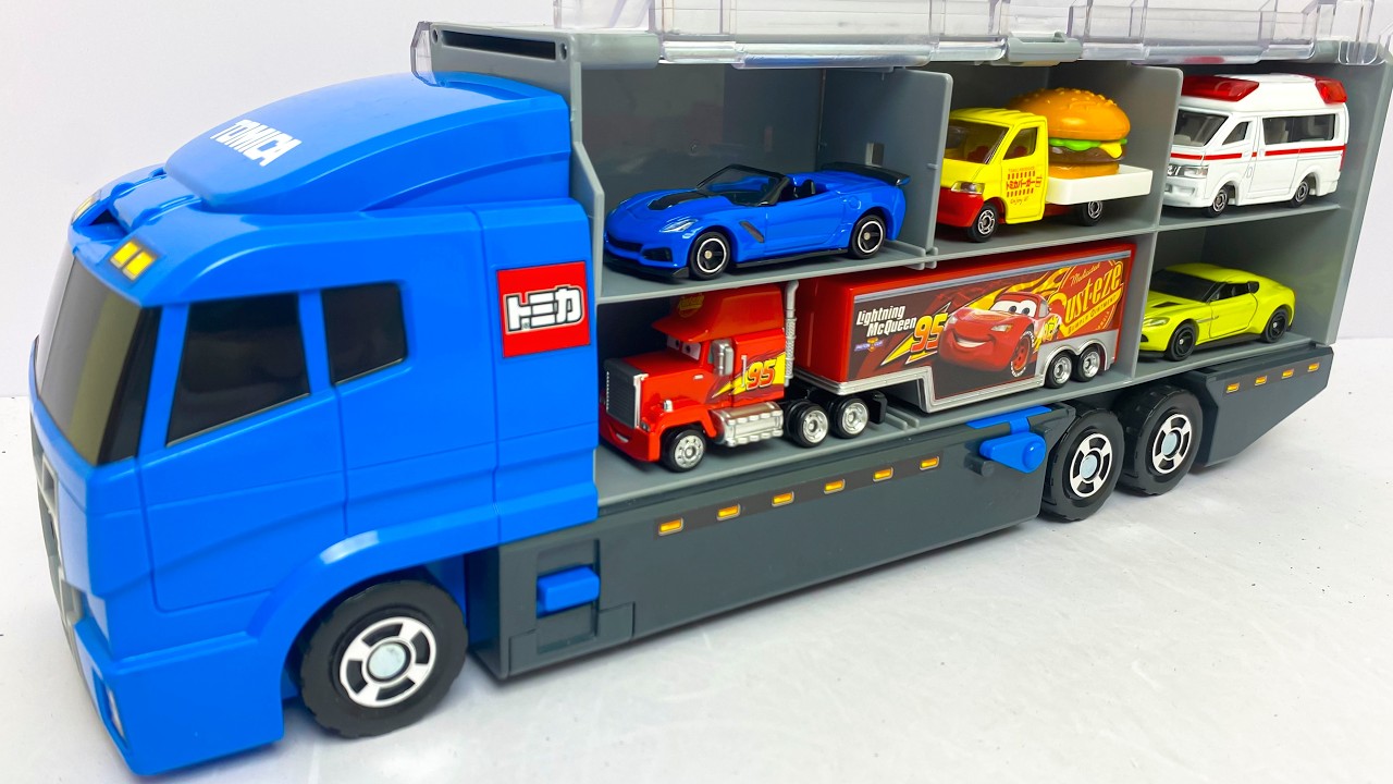 トミカ☆はたらくくるまのトミカのミニカーを開封してコンボイへ収納します☆Unboxing Tomica working car minicars in the convoy!