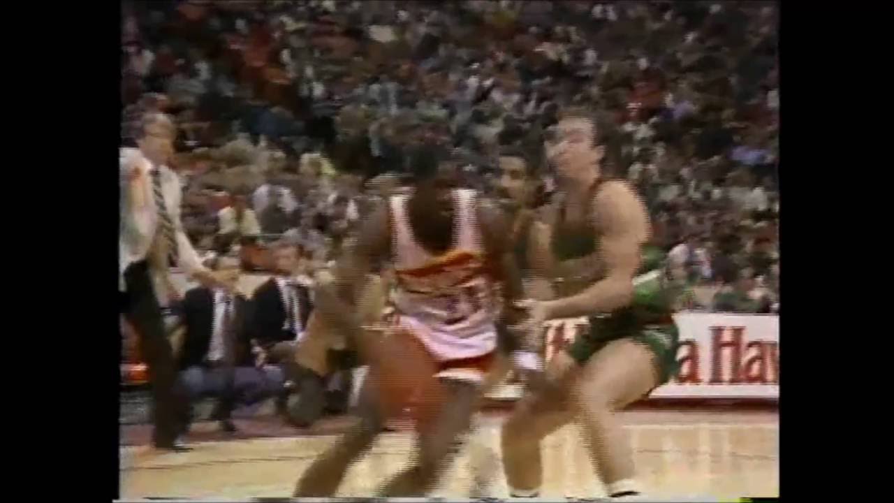 HD Dominique Wilkins Best Dunk: over Bob Lanier