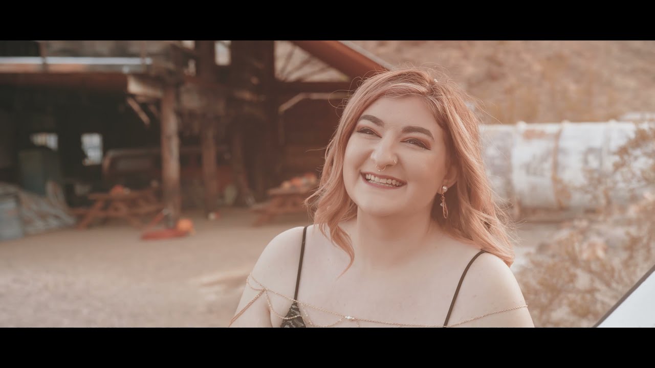 Elopement / Mariage Nelson Ghost Town - Katrina & Holden - October 31st 2021