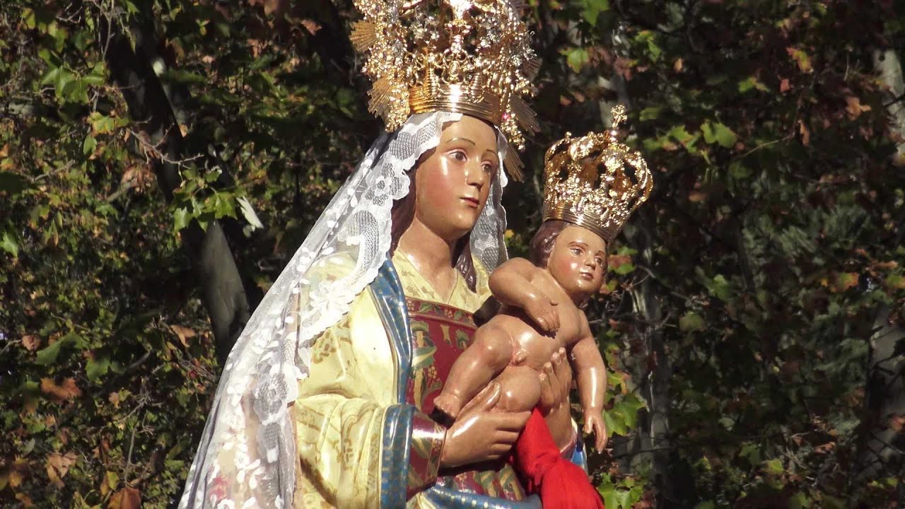 Procesiones en Madrid: Noviembre 2022: Nuestra Señora Santa María de la Almudena