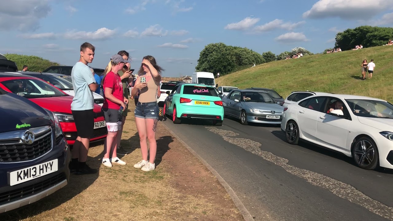 Walk around Scotland car meet, Irvine 2021. Old school to new school
