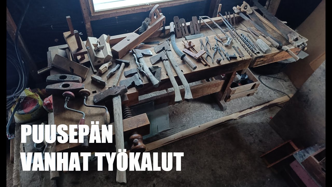Vanhan hirsitalon työkaluvarasto