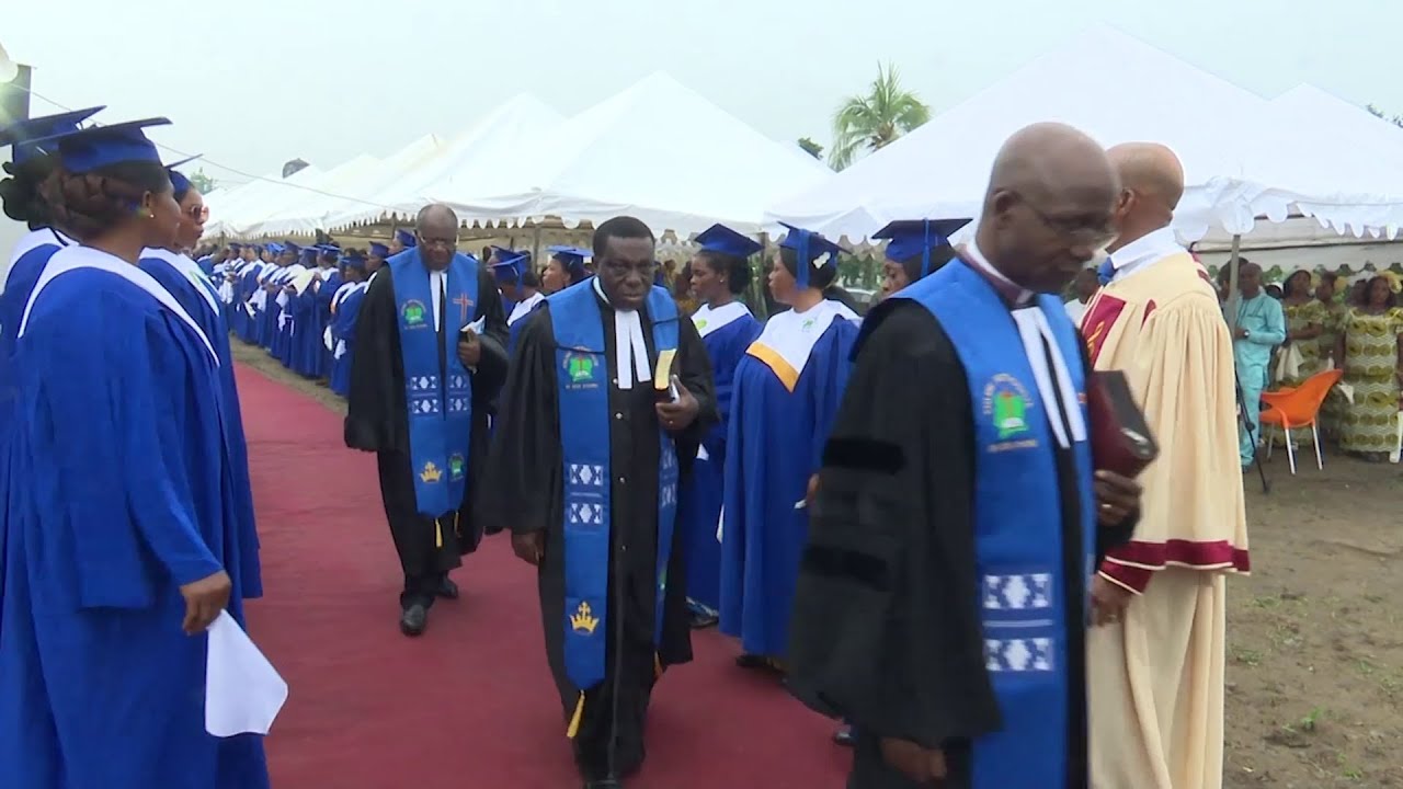 l'Église Méthodiste d'Akradio prie pour la paix en Cote d'Ivoire