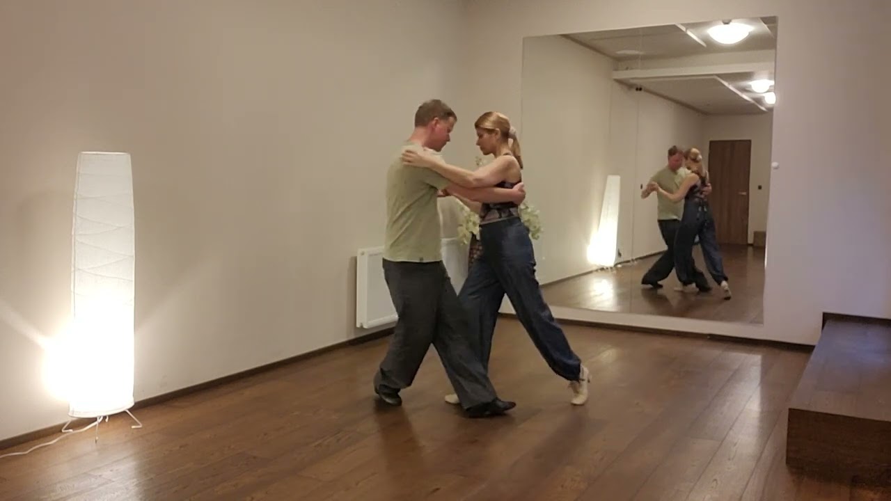 TANGO NUEVO TOPICS: TURNS ON BOTH FEET. Yulia & Jan, Bailemos Dance School Prague 2026