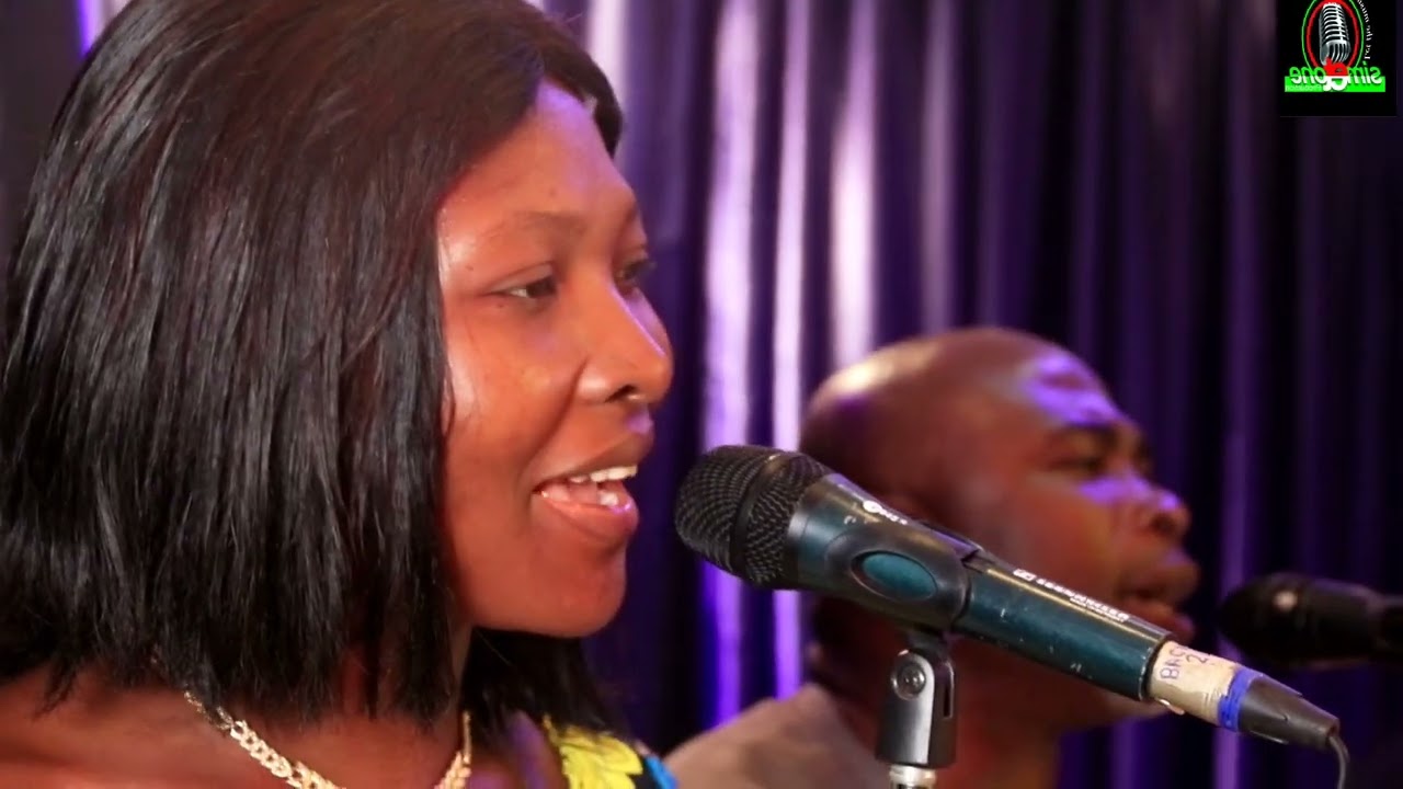 Chinwe Bliss on a Heavenly Praise Medley.