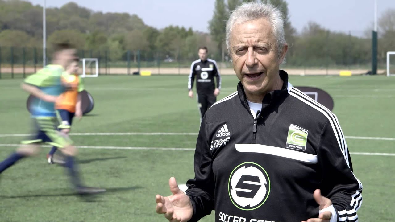 How to play like Dani Alves | Soccer training drill