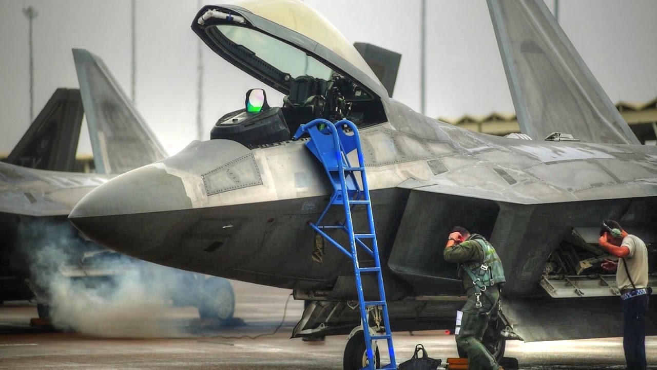 F-22 Preflight Checks, Startup, and Takeoff