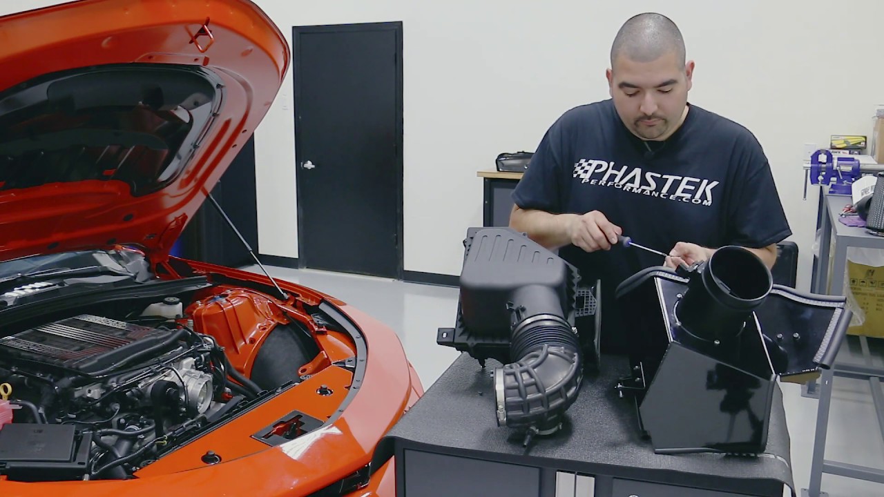 Установка впускного коллектора Roto-Fab Camaro ZL1 — Phastek Performance