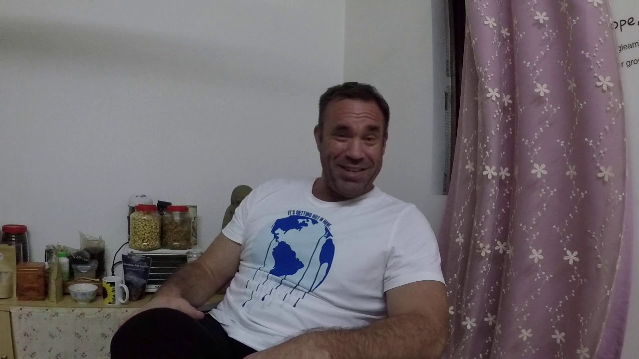 Asia Expat's Advice-Englishman's 10+ Years living in Asia!