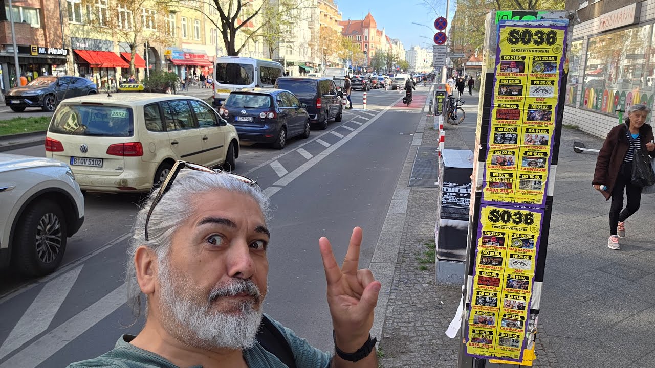 Berlin`i hi&ccedil; b&ouml;yle g&ouml;rmediniz!!!!  ARAPLAR  T&Uuml;RKLER`i ge&ccedil;miş.