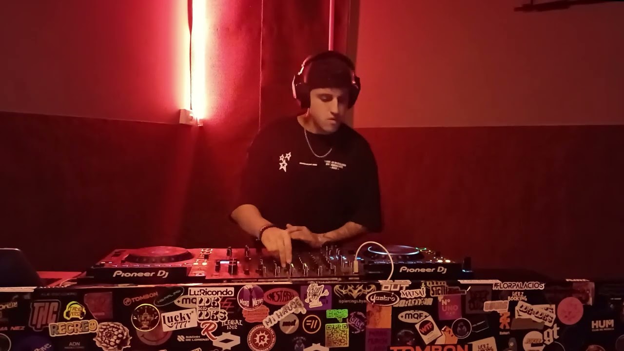 Set Techno Peak Time @ Manuel Sanchez - @humclubdemusica - Rosario, Santa Fe (ARG)