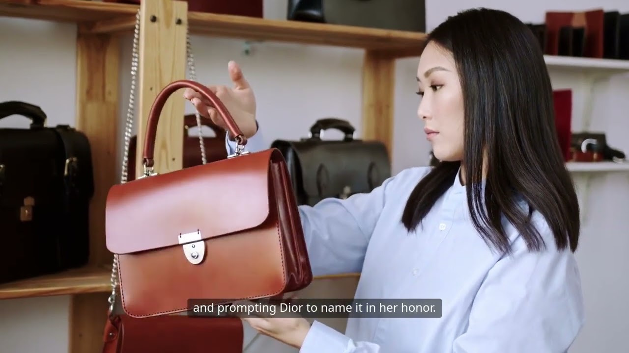 Iconic Luxury Bags That Women Should Have in The Wardrobe