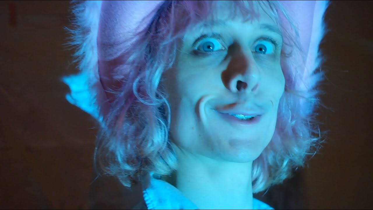 Hugo Hamlet - Discover My Body