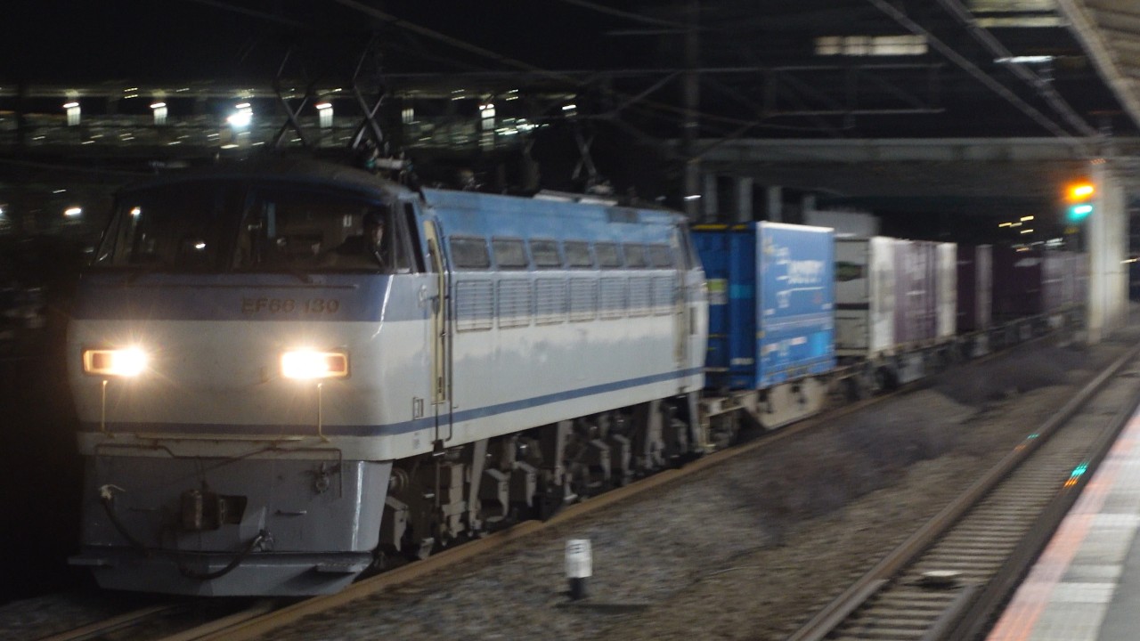 EF66-130+コキ26B 貨物 新川崎駅通過