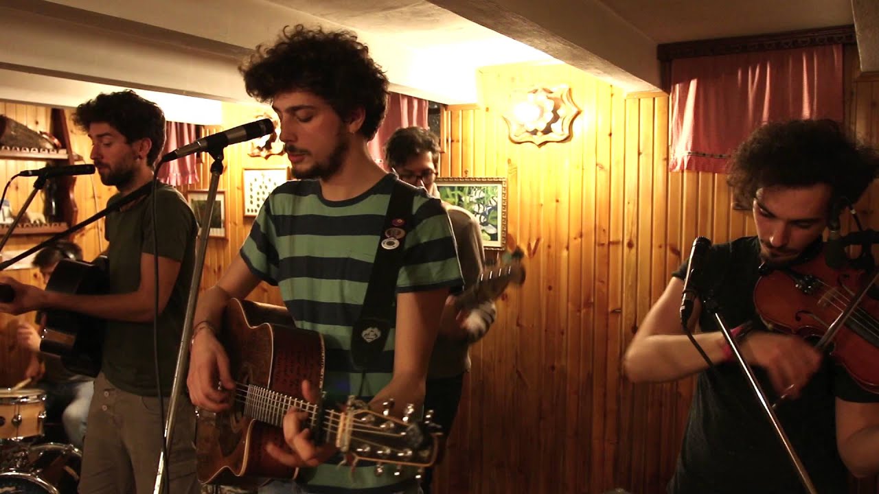 Cinque Uomini sulla Cassa del Morto - Cambusa Live Session #1 - La Canzone del Sorriso
