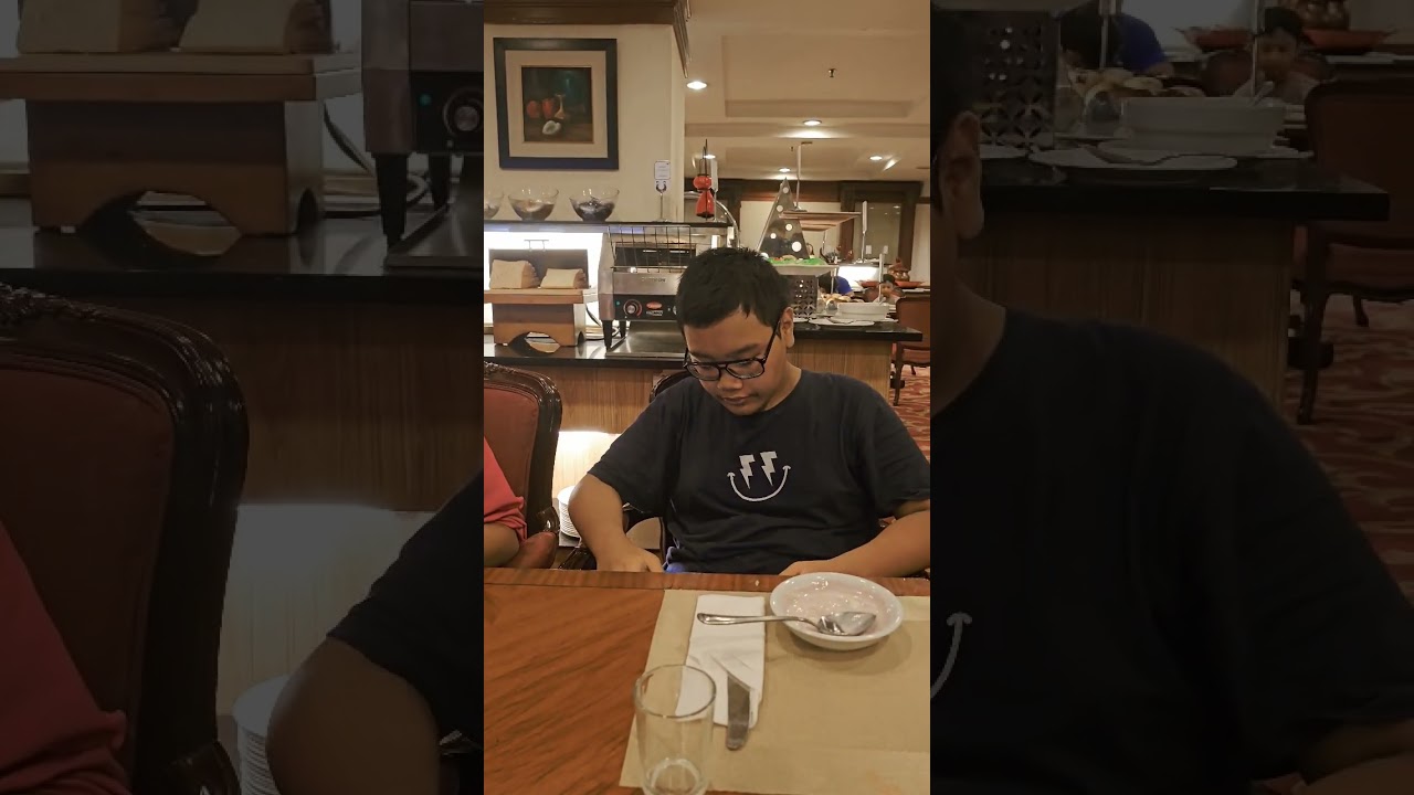 Breakfast at bidakara hotel