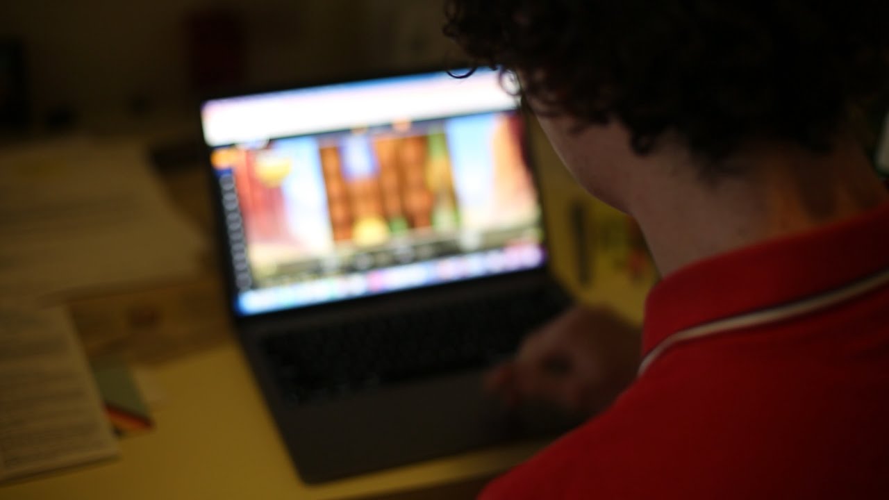EDGE PLAY – Inside the World of an Online Gambling Guru