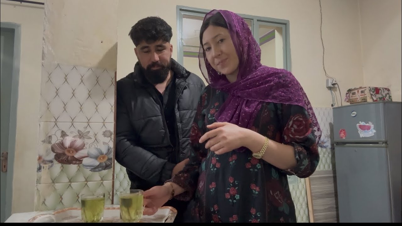 سلام دوستای عزیز خوش امدین به ویدئو واخرین دور همی تا آخر ویدئو زننده باشین که مهمان ما که بود🤔