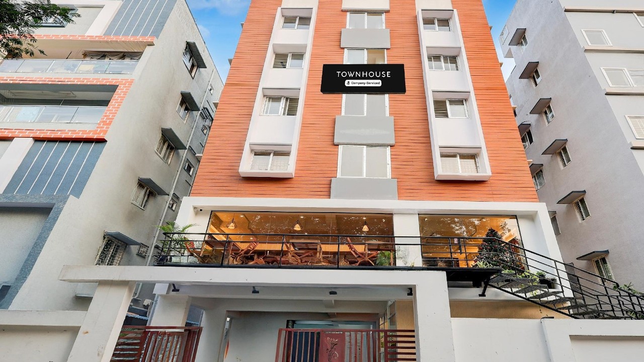 Super Townhouse MVP Sector With Kailasagiri Hill View | Visakhapatnam, India | Hotel Review 🏨