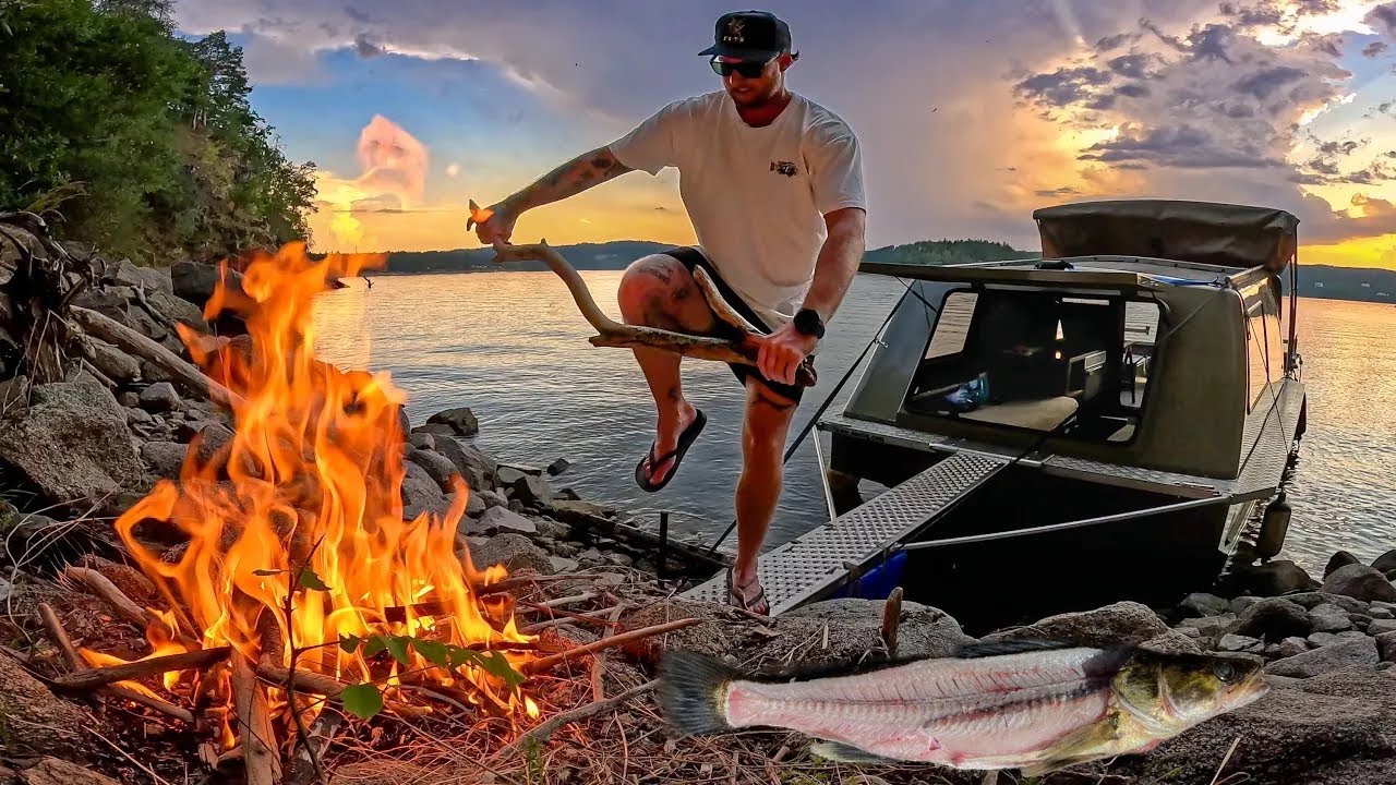 3 días de acampada y pesca en solitario en un tanque de agua (captura y cocina de zander)