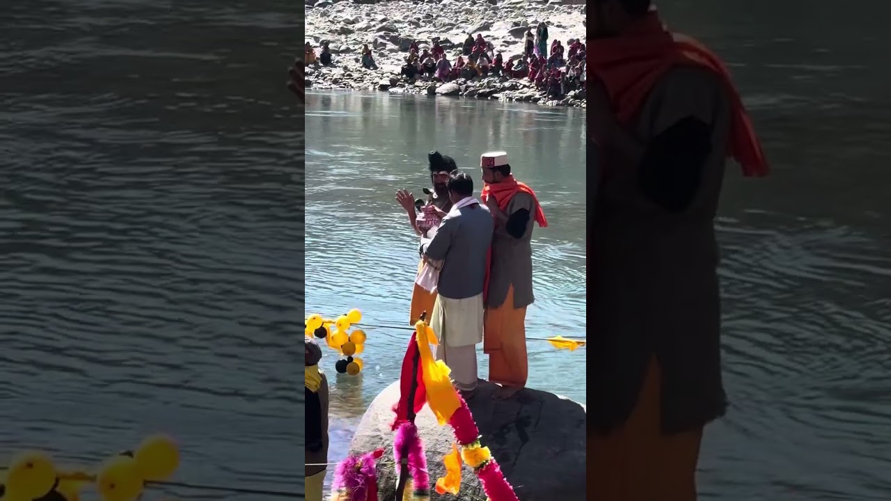  माँ मंदाकिनी में माँ चण्डिका का समुद्र मंथन #viralvideo #uttrakhnd #share #viralvideo #🙏🙏
