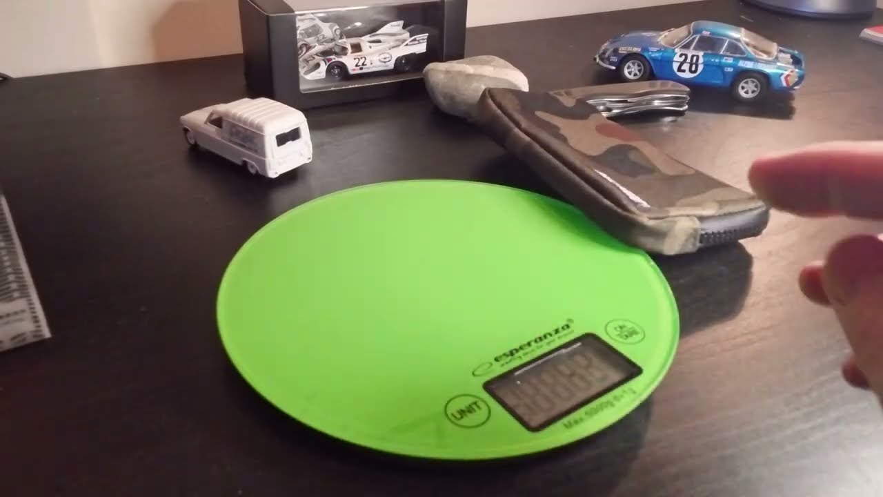Bike Wallet Battle, fancy ziplock versus Rock Bros and MucOff. T
