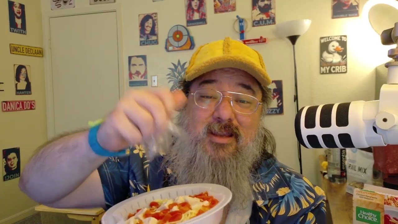 Frozen Meal Showdown: A Healthy Choice Cafe Steamer Chicken Margherita with Balsamic versus Michelin