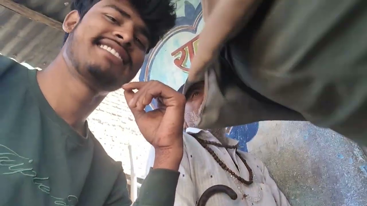 60 #sal #ka# bujurg# use #kabhi #pyar #nahin# hua 😅😅