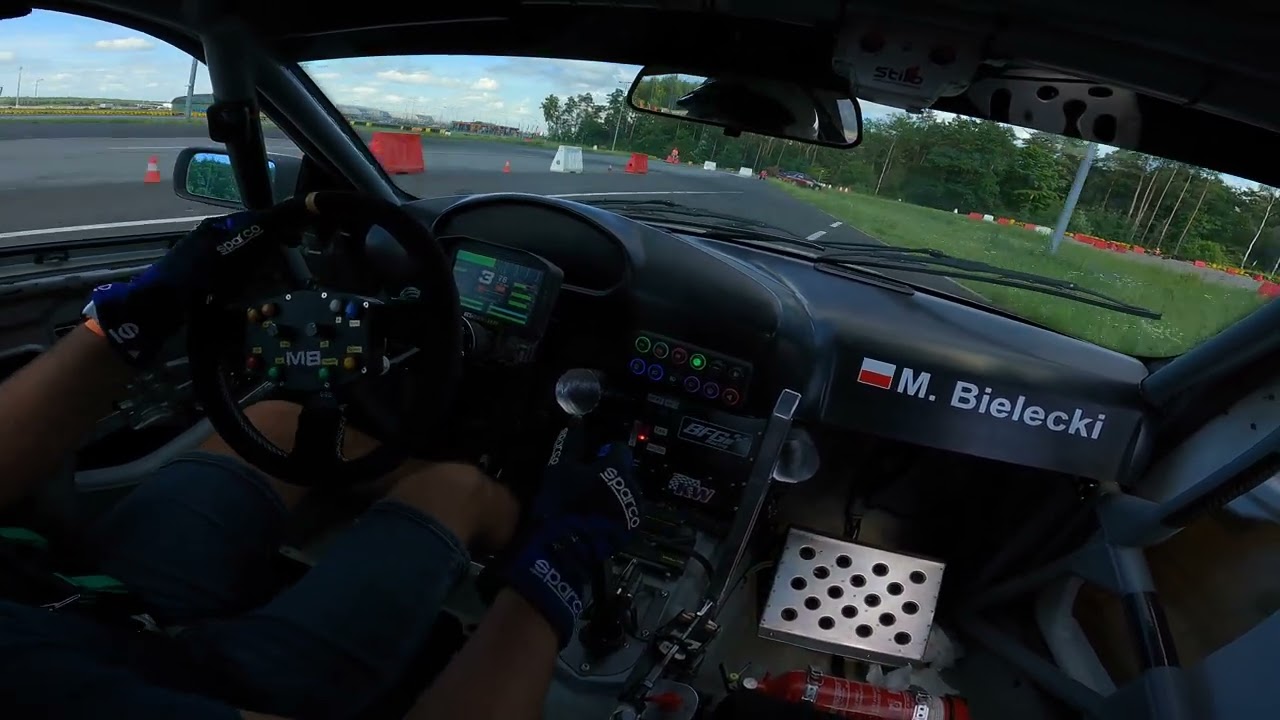 Puchar toru Modlin  2  runda- Michał Bielecki BMW e36 M3