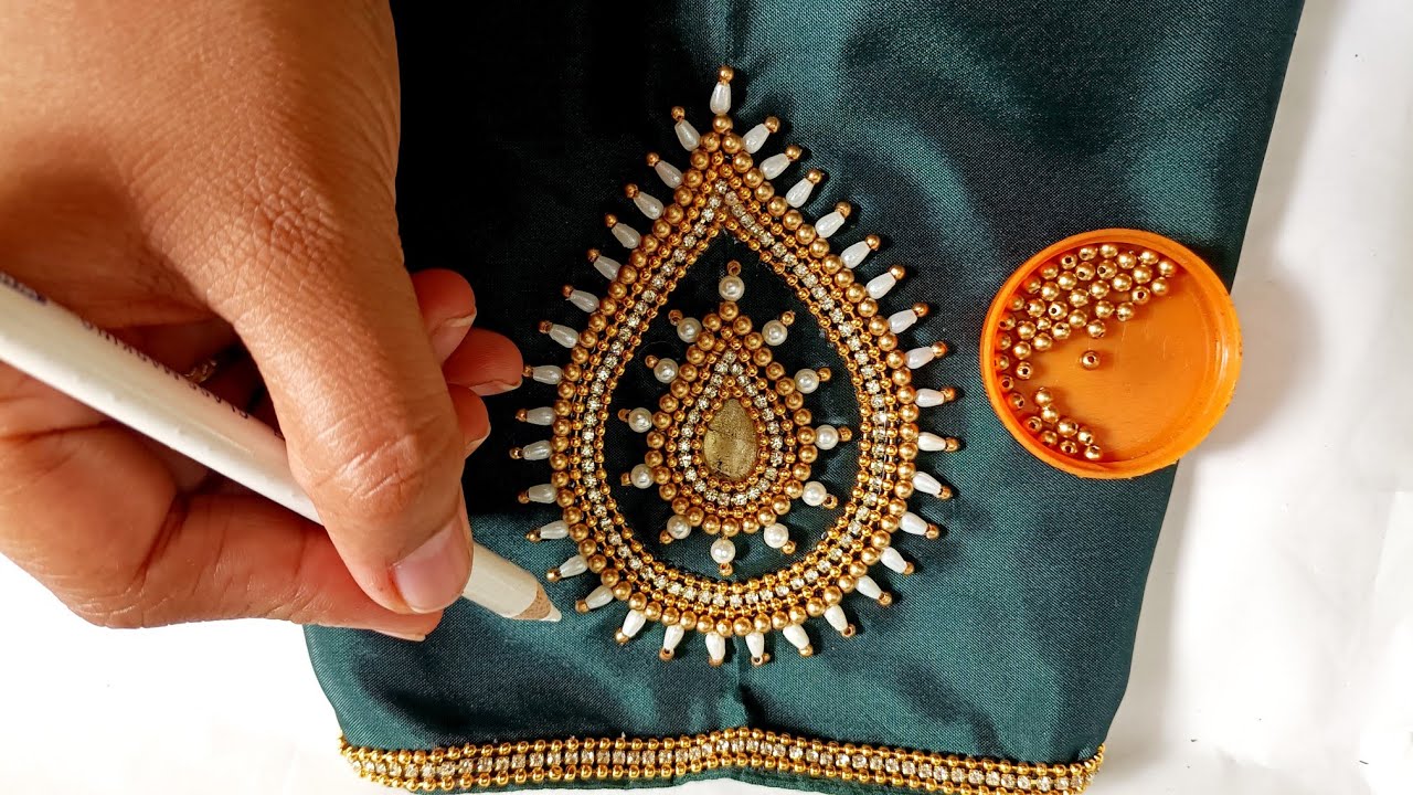 Beautiful Aariwork Blouse Sleeve Design|Embroidery blouse design|maggamwork design|blouse design
