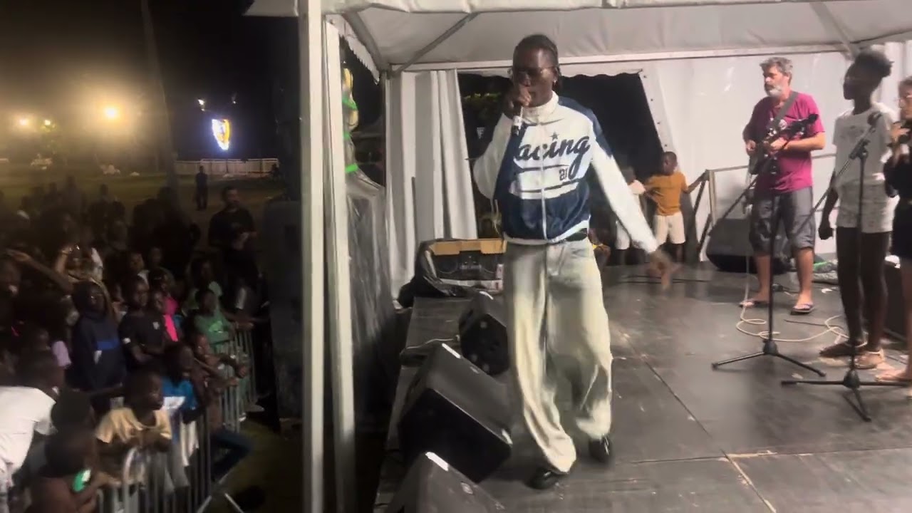 Anaada live in apatou (san mi du anga yu )#music
