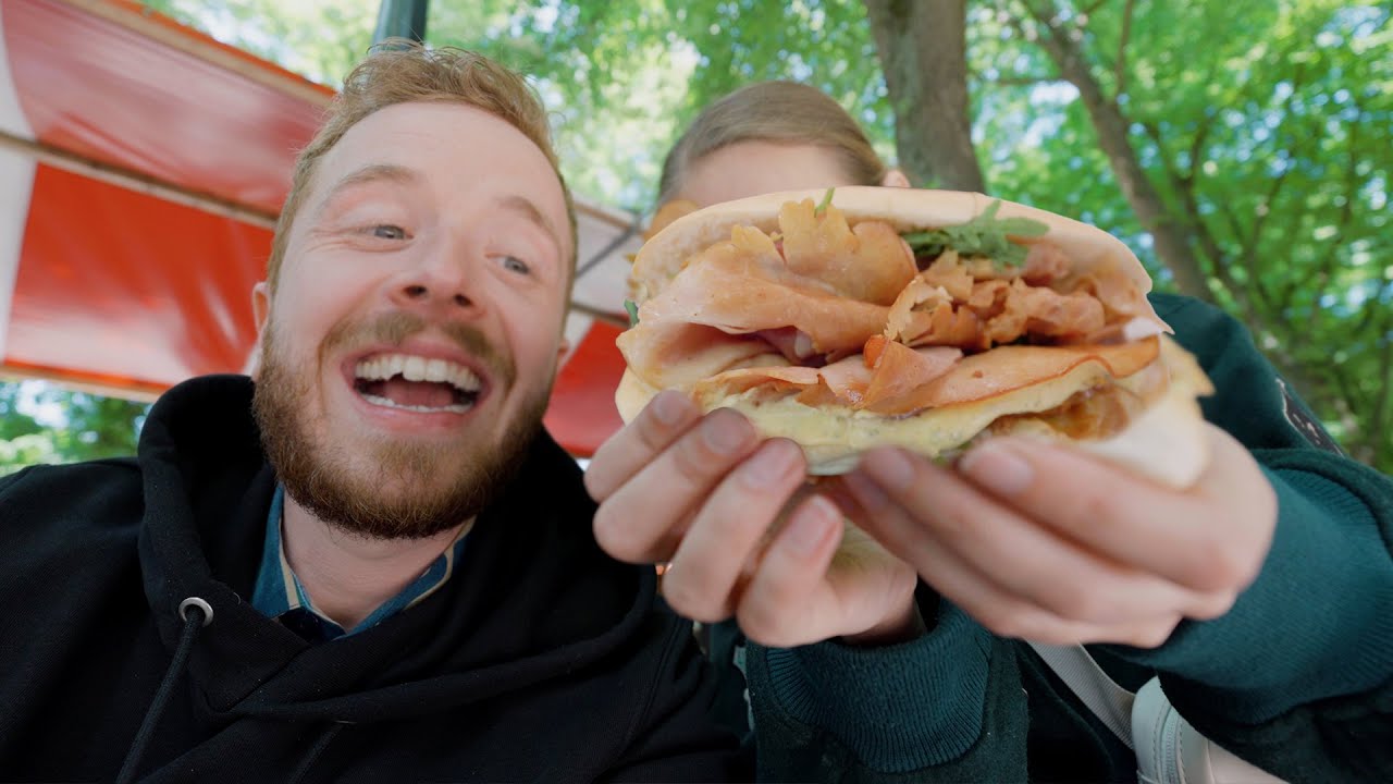 Mijn VRIENDIN bepaalt wat ik EET! 🍔 *Markt Editie*