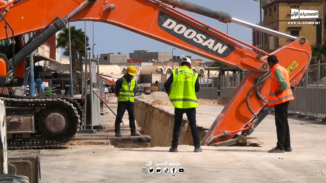 شاهد اعمال تهيئة مدينة الداخلة (حي الوحدة حي المسيرة شارع الولاء حي القسم )