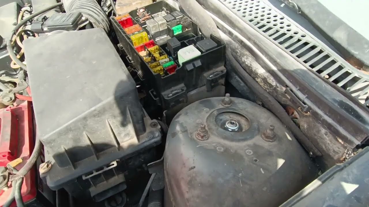 como checar fallo de los motor ventiladores de ford focus zetec 2 0 del 2000 al 2005
