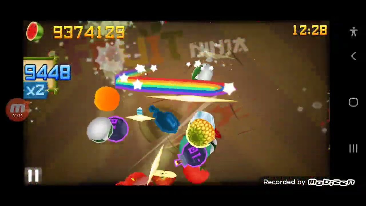 Playing Fruit Ninja Mod V7