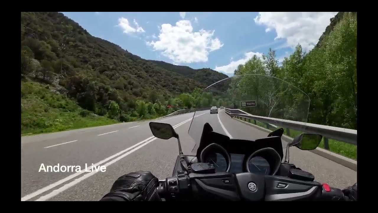 ANDORRA-MADRID FULL MOTORCYCLE TRIP on Yamaha T-Max 🏍️🌧️
