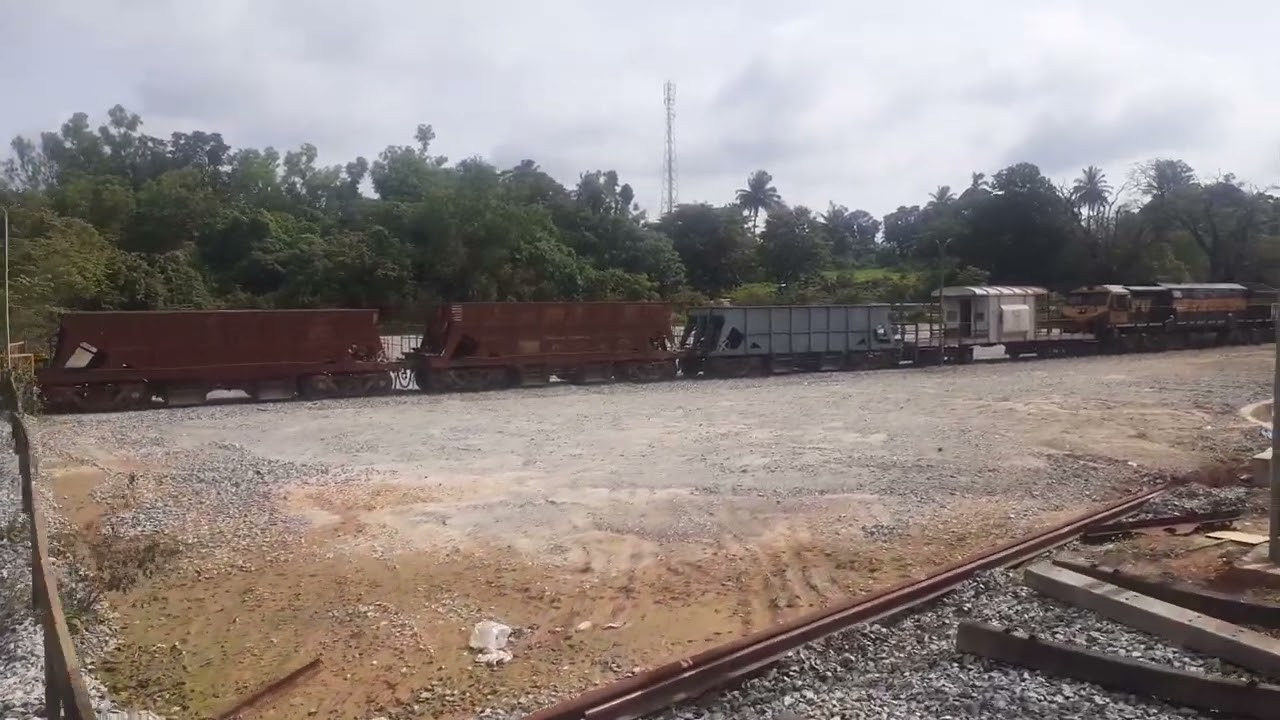 Mumbai To Hubbali | 17317 Dadar Hubbali Express | Indian Railways | Bhartiya Rail |