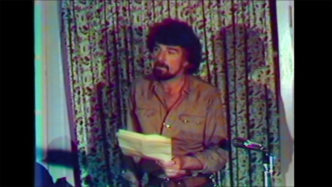 Thom Gunn, 1974 in Bolinas, reading 