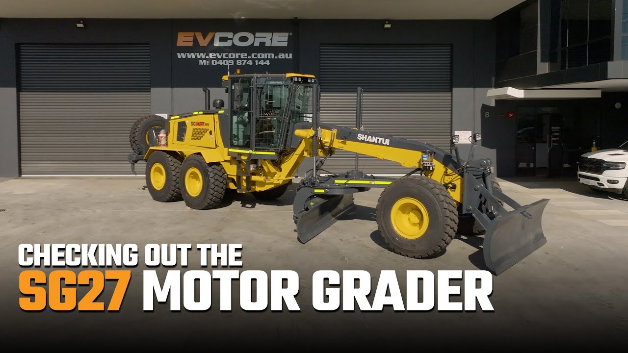 Checking out the Shantui SG27 Motor Grader