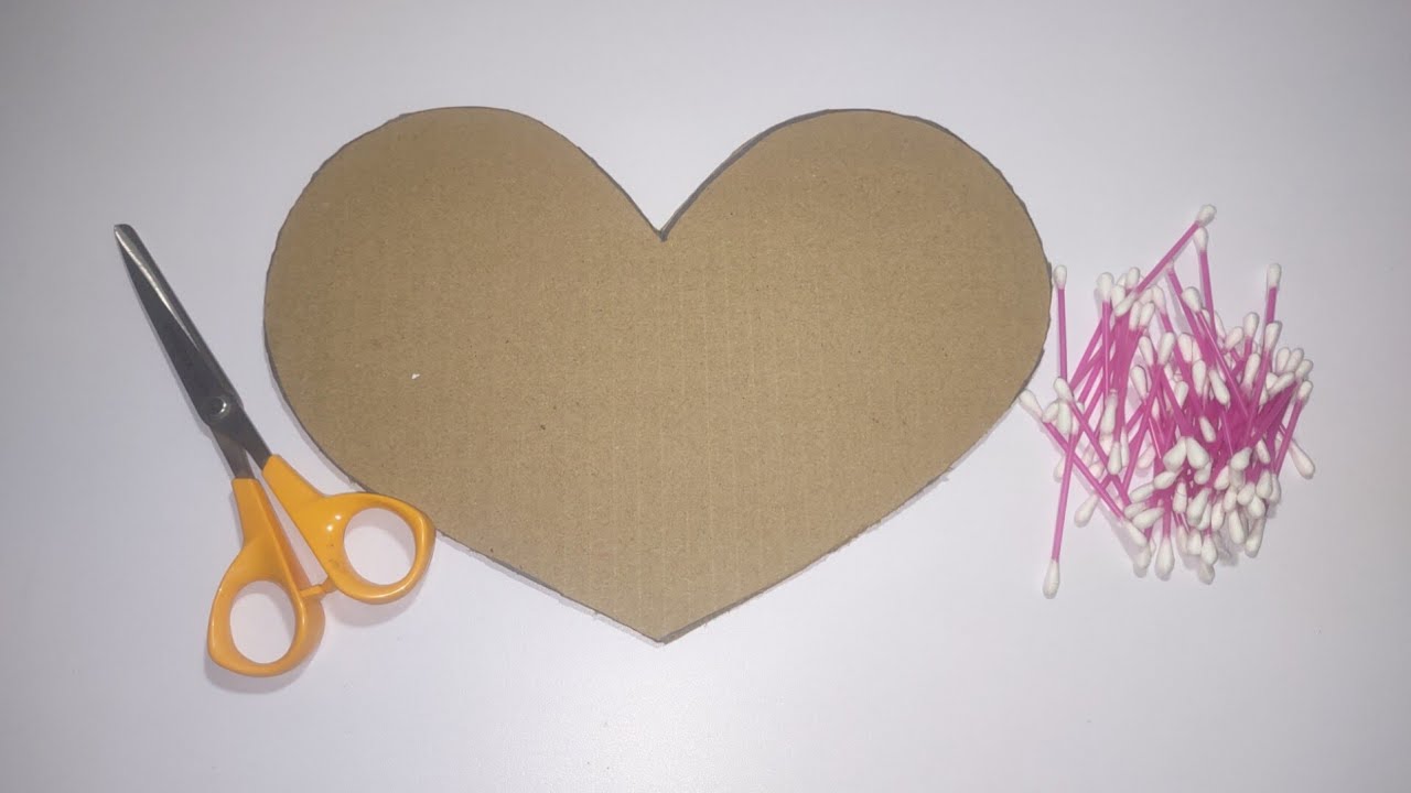 Wall hanging ideas using earbuds।।home decor ideas। Earbuds craft