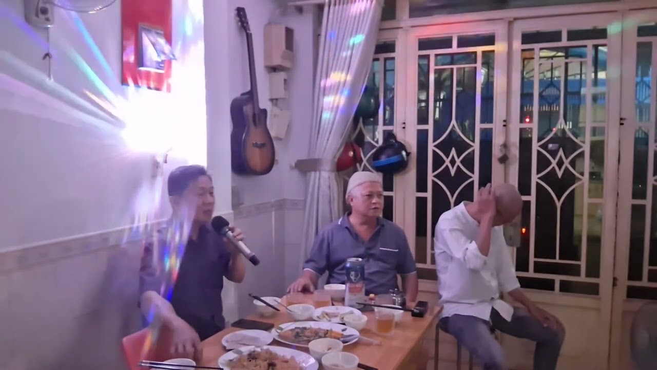 PHIÊN GÁC ĐÊM XUÂN - Sáng tác: Nguyễn Văn Đông - Trình bày: Mê Ca Bất Chấp