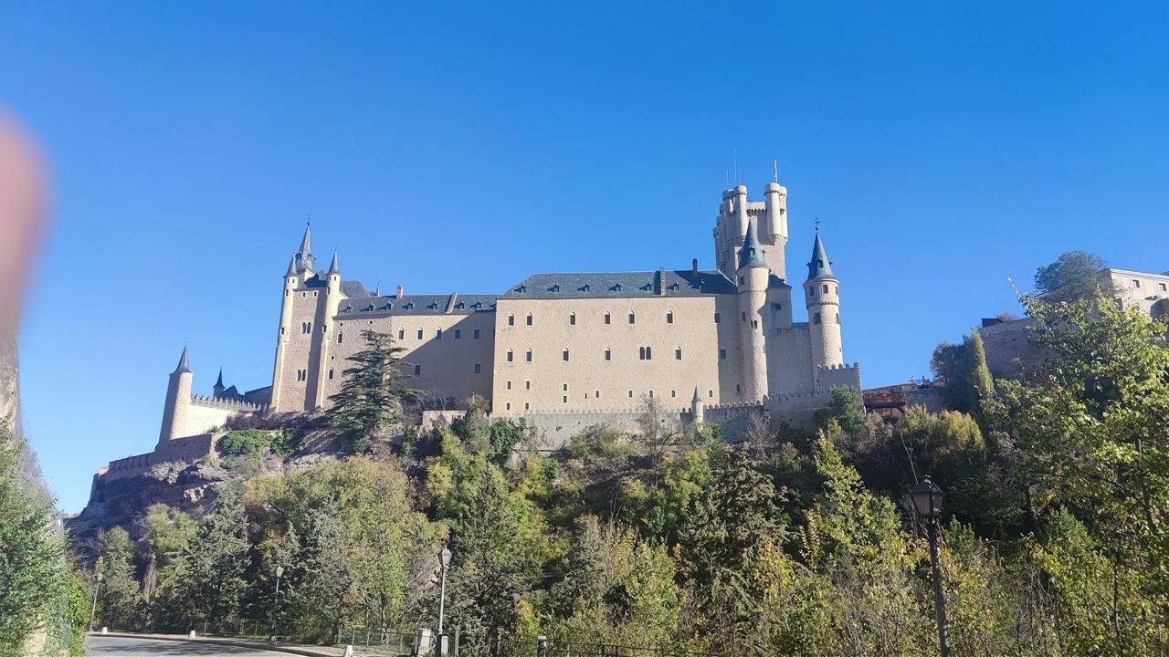 Qué ver en Segovia | Acueducto, Alcázar y gastronomía tradicional