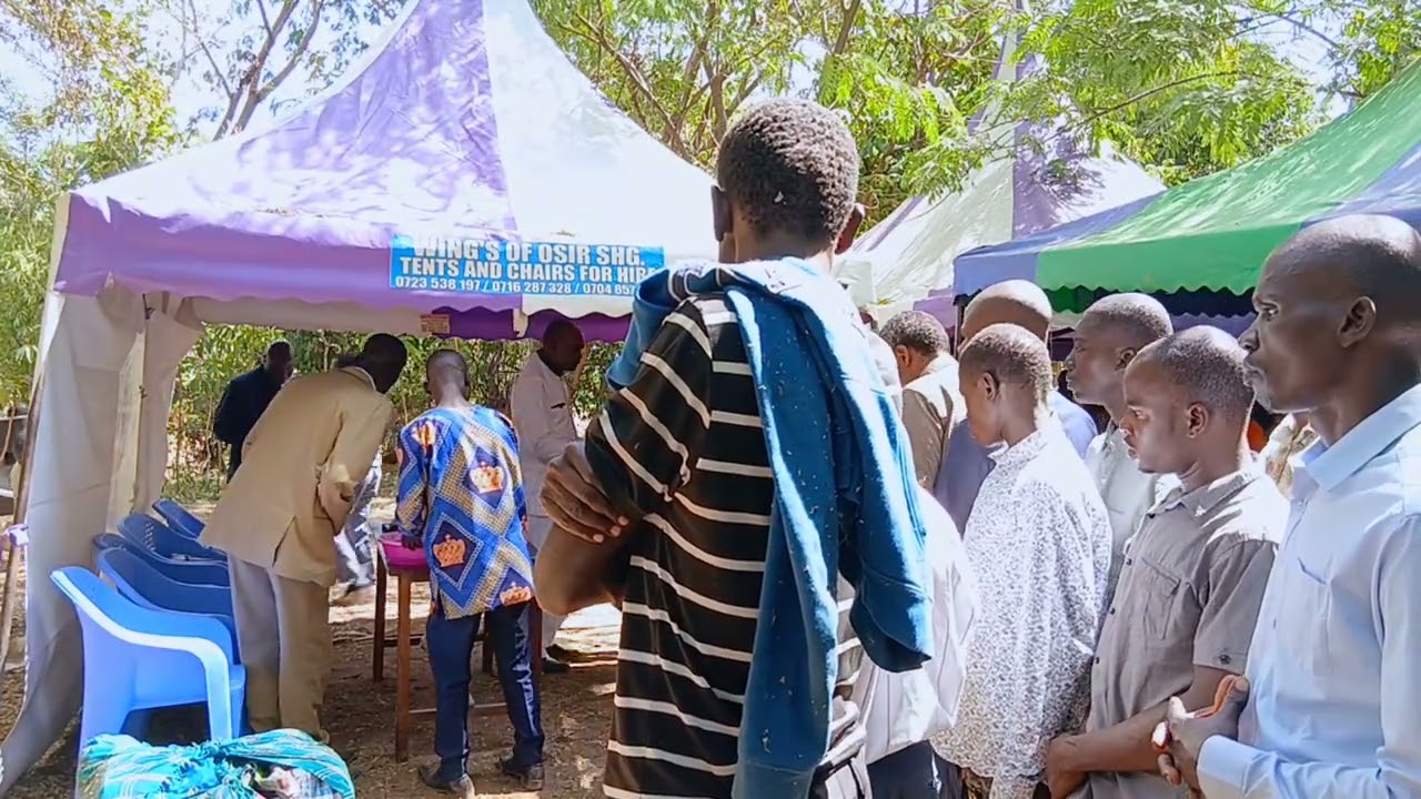 Meza ya bwana...Youths crusade at kisumu pipeline usoma[ with Rev Amos odero]