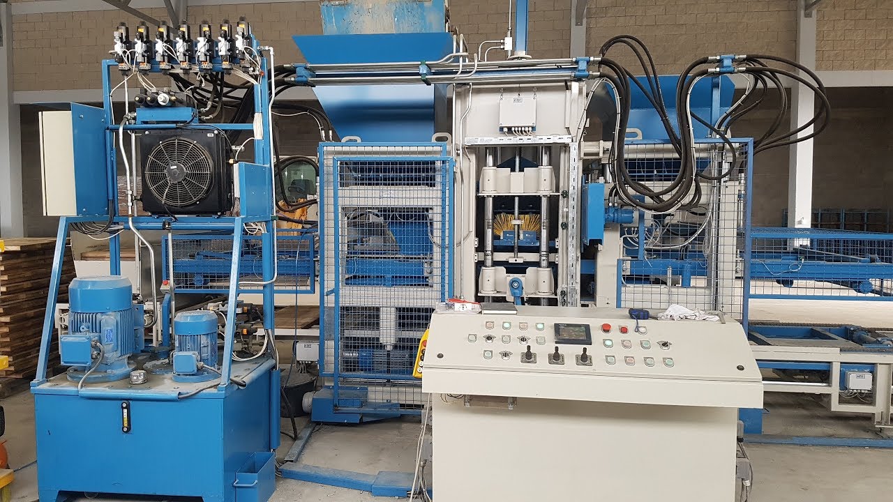 Fully automatic machine for concrete curbstones RVP-2000 GTA BLOKAR with cross-cleaner METALIKA