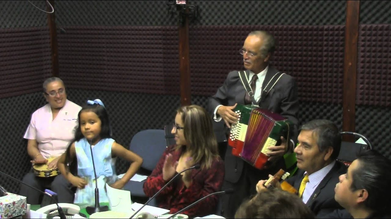 Increíbles niñas cantantes  arrasan con el aplauso; El querreque, Gavilán pollero - Martínez Serrano