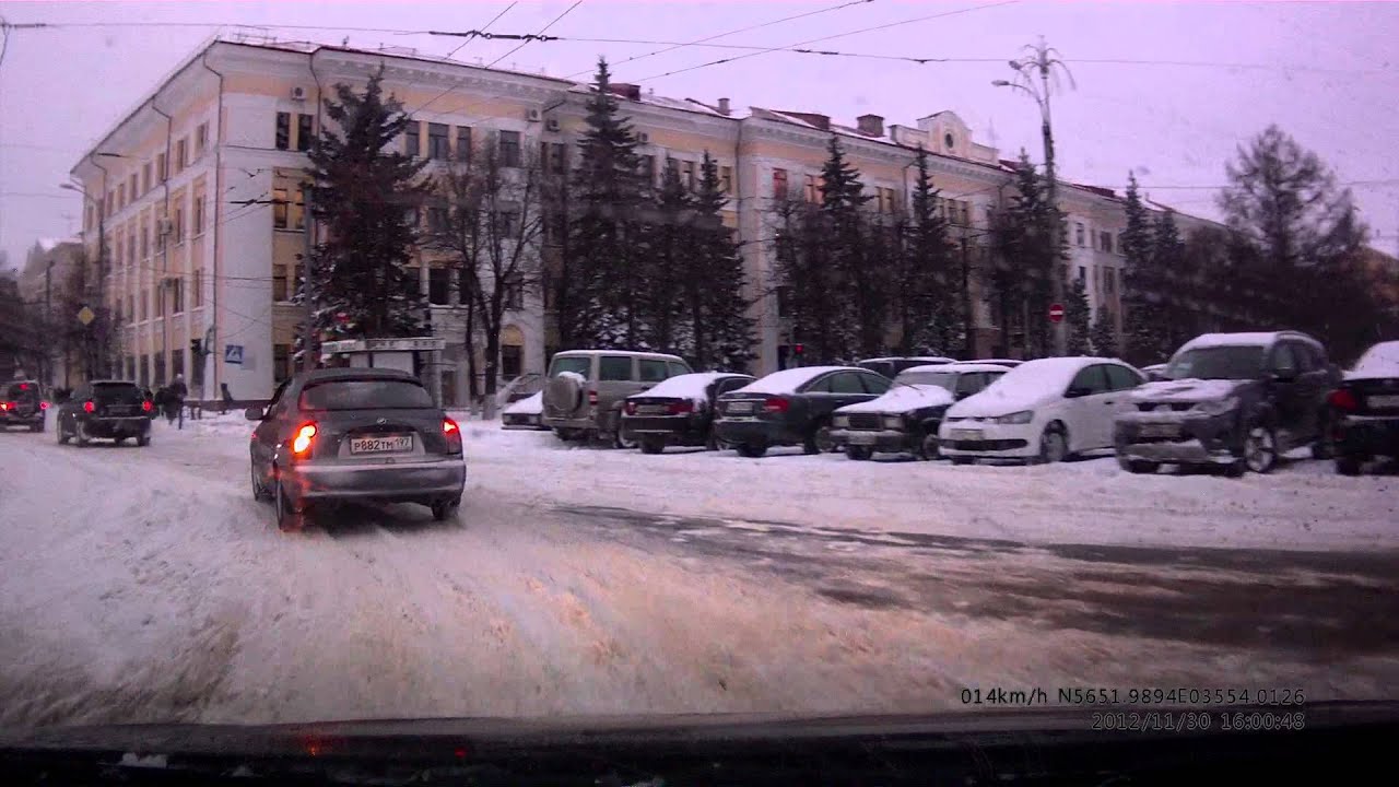 Снегопад в Твери, взгляд изнутри машины.
